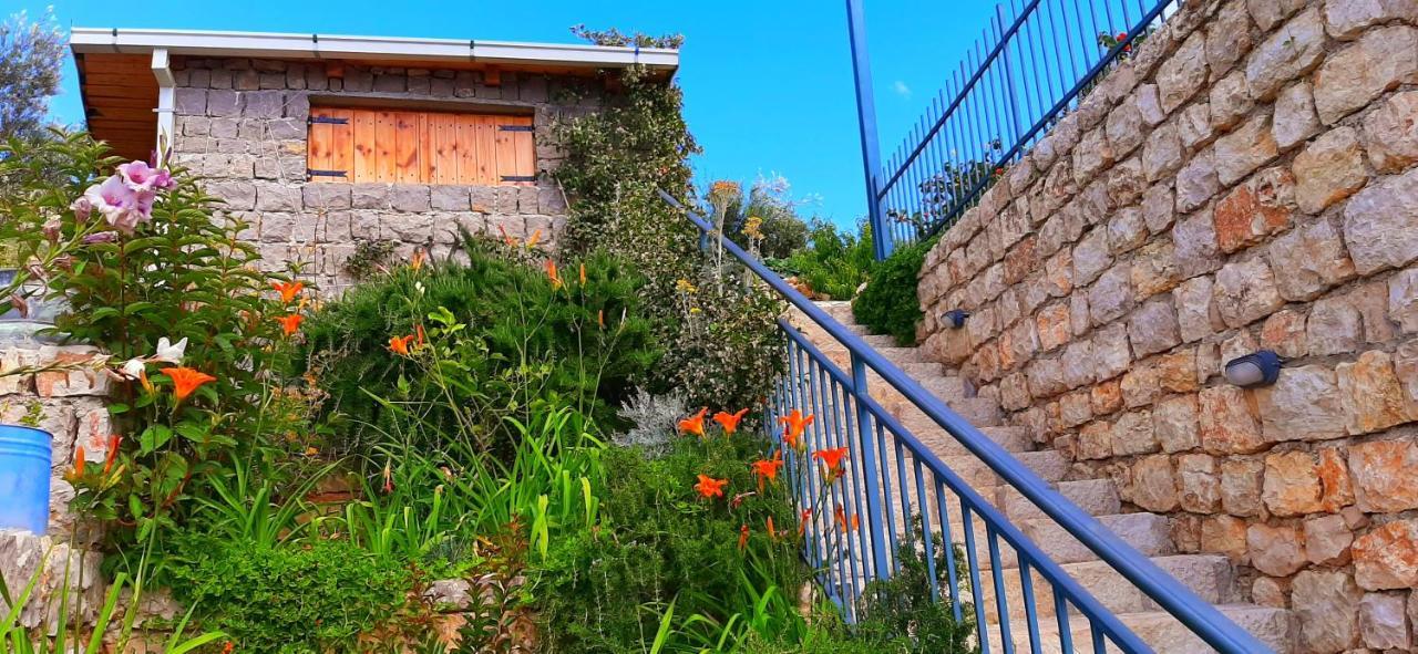 Blue Mediterranean Apartments Sveti Stefan Esterno foto