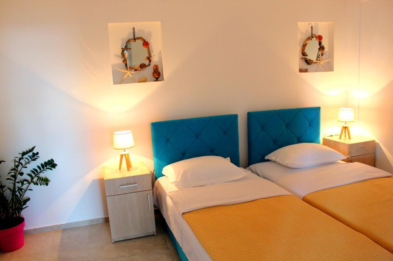 Blue Mediterranean Apartments Sveti Stefan Esterno foto