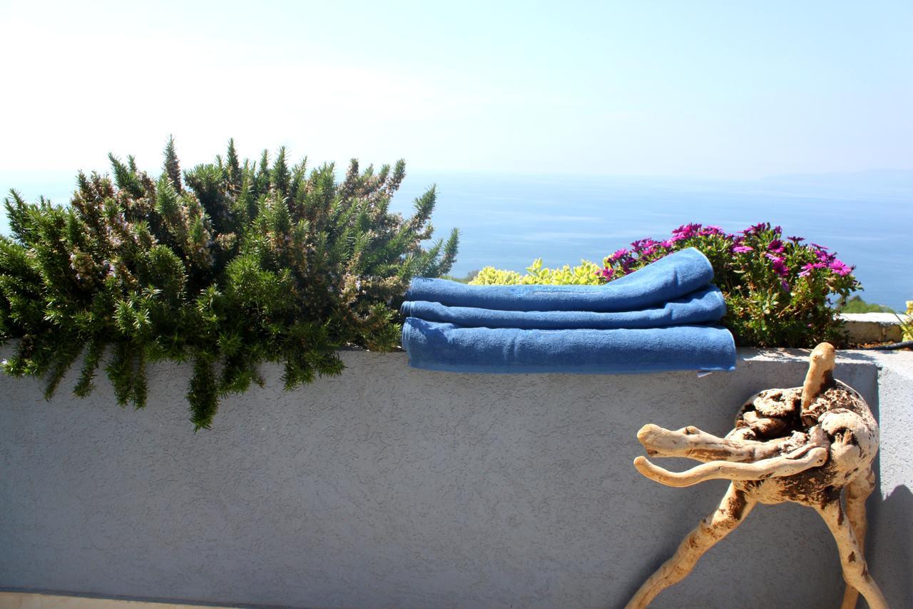 Blue Mediterranean Apartments Sveti Stefan Esterno foto